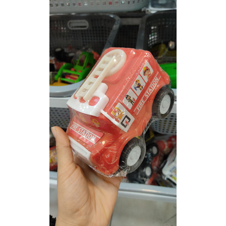 ماشین اسباب بازی