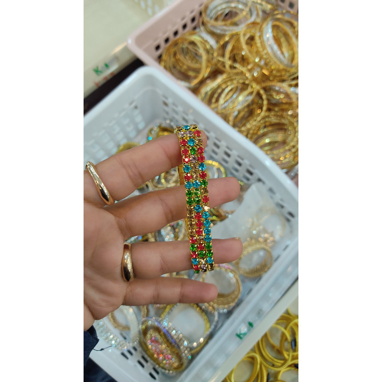 دستبند تنیسی دخترانه در سه طرح